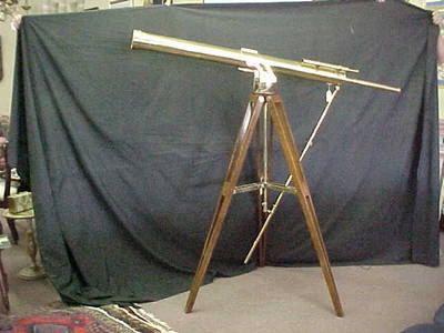 774: ANTIQUE BRASS TELESCOPE TRIPOD Telescope