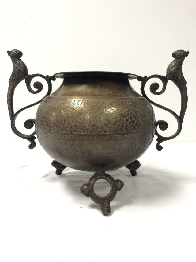 VINTAGE INDIAN ENGRAVED BRASS FOOTED PLANTER POT (1 of 8)