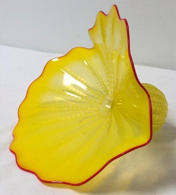 DALE CHIHULY BUTTERCUP YELLOW PERSIAN ART GLASS (1 of 8)
