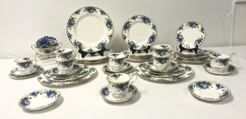 ROYAL ALBERT "MOONLIGHT ROSE" DINNERWARE FOR EIGHT (1 of 20)
