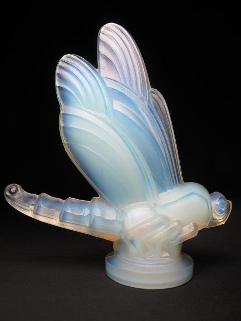 VINTAGE SABINO OPALINE GLASS DRAGON FLY MASCOT: Vintage Sabino, Paris opaline glass dragon fly car mascot. Etched signature and original label. Height: 6". Width: 5 1/4". Weight: 0.9 lbs. Condition: good.