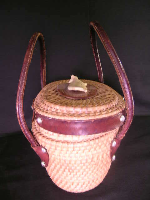 OLD NANTUCKET BASKET PURSE LEATHER WHALE FIGURE - 2