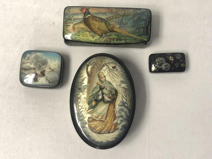 FOUR RUSSIAN FEDOSKINO LACQUER BOXES: BELOVA, ETC (1 of 20)