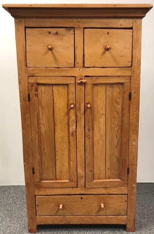 EARLY AMERICAN PINE CUPBOARD, 18TH C. (1 of 17)