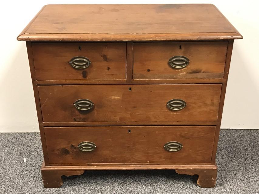 EARLY AMERICAN PINE SMALL CHEST-OF-DRAWERS (1 of 15)