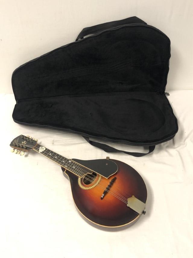 1920 GIBSON "STYLE A4" PADDLE HEAD MANDOLIN (1 of 13)