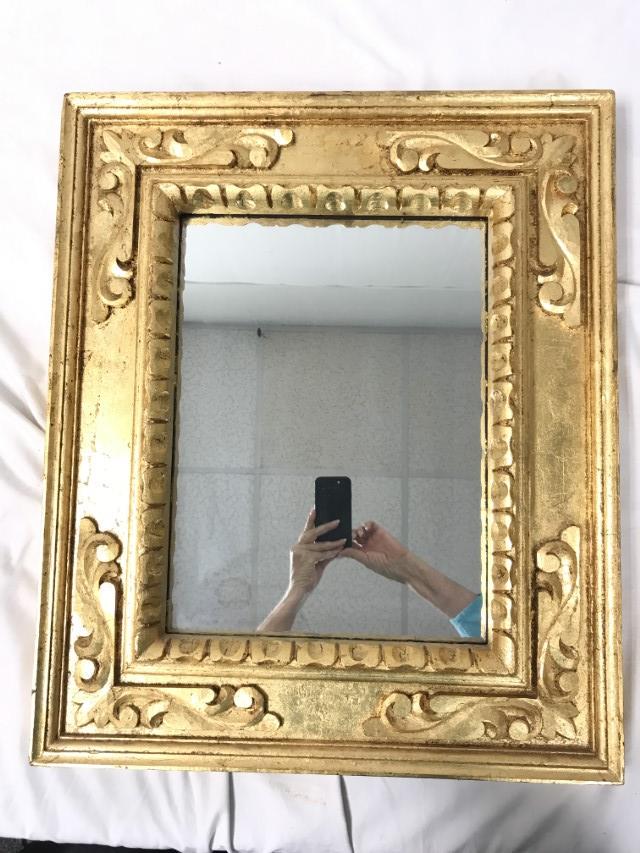 GILT CARVED WOOD WALL MIRROR, 20TH C.. (1 of 8)