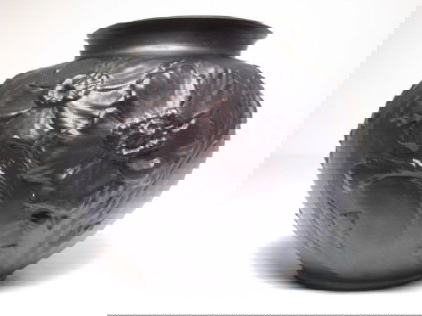 DEEP AMETHYST SATIN ART GLASS VASE POPPIES: Amethyst satin art glass vase with poppy design. Dark purple/black color. Bulbous shape. 1972-73. Unmarked. Good condition, no chips or cracks. See images. Measures 5" tall x 6.5" wide. Shipping weigh