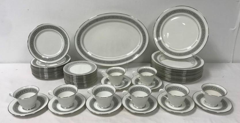 OXFORD "FILIGREE" PORCELAIN DINNERWARE (1 of 10)