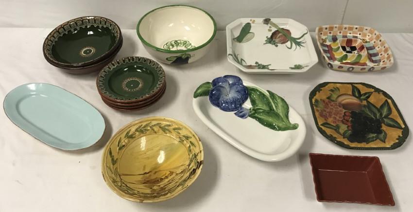 14 PIECES, 20TH C. POTTERY & PORCELAIN LOT (1 of 19)