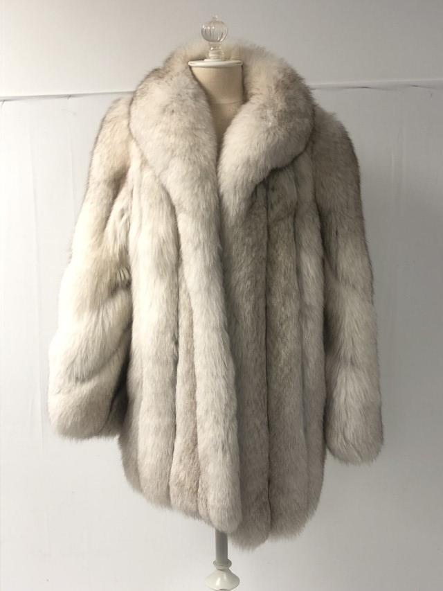 TURANSKY FURS WHITE & GRAY LADY'S FOX FUR JACKET (1 of 10)