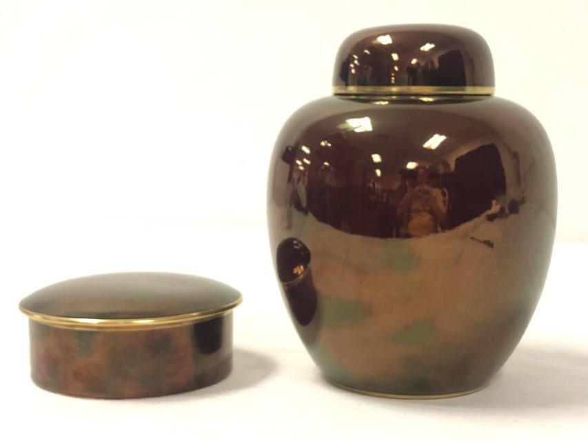 TWO PIECES ENGLISH CARLTON WARE ROUGE ROYAL (1 of 13)