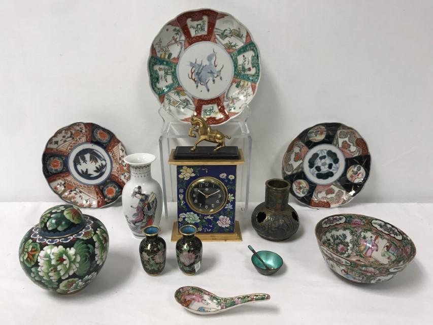 MISCELLANEOUS ORIENTAL BRIC-A-BRAC LOT, 12 PCS. (1 of 20)