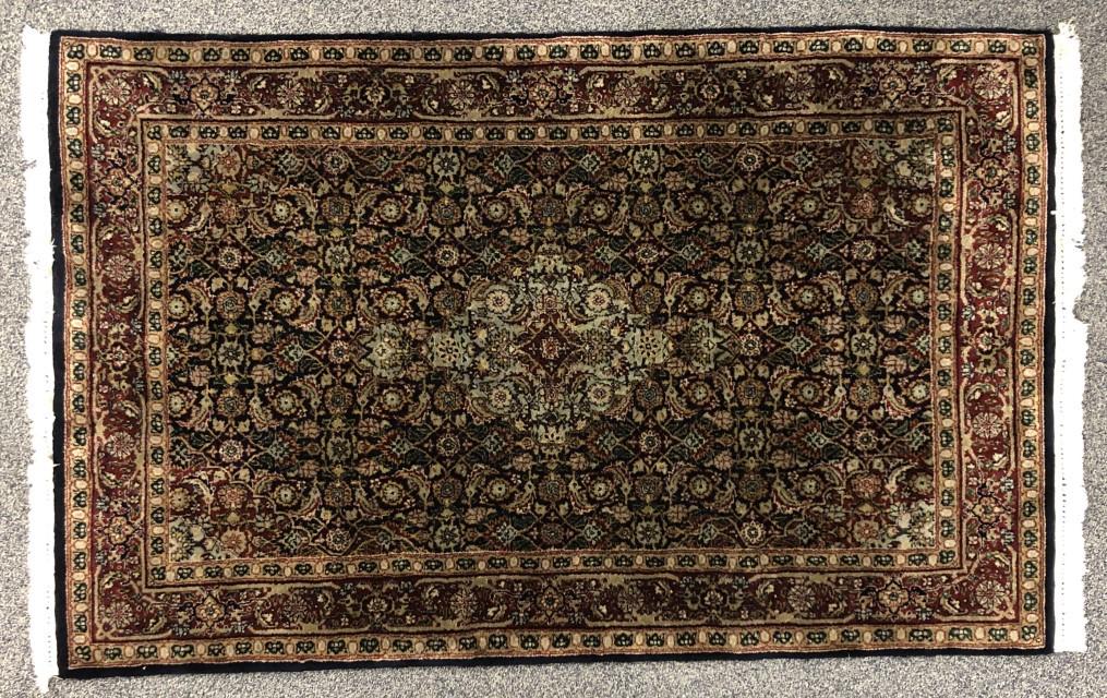 INDO-PERSIAN WOOL ORIENTAL RUG, 6' 1" X 3' 10" (1 of 7)