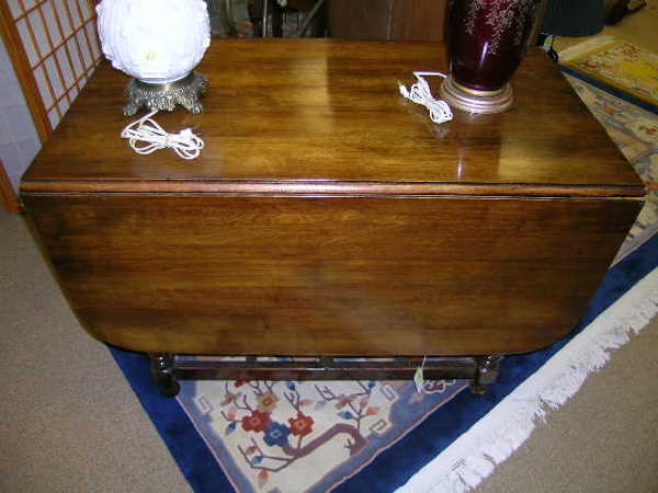 ETHAN ALLEN MAPLE DROP LEAF DINING TABLE