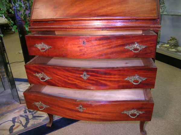 MAHOGANY FALL FRONT 3 DRAWER ANTIQUE DESK - 8
