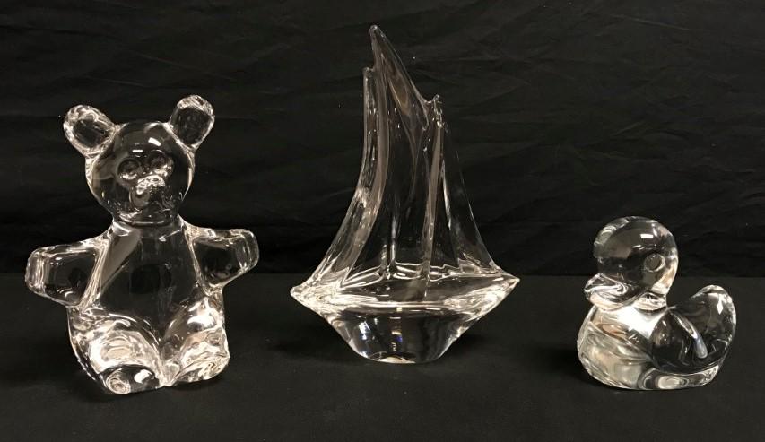 THREE DAUM CRYSTAL FIGURINES (1 of 15)