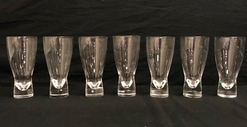 7 STEUBEN PILSNER CLEAR GLASSES (1 of 7)