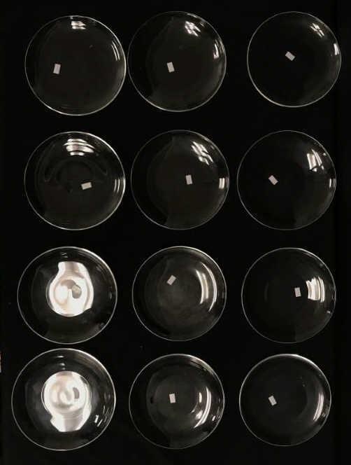 12 STEUBEN CLEAR CRYSTAL PLATES, SCRIPT SIGNATURE (1 of 9)