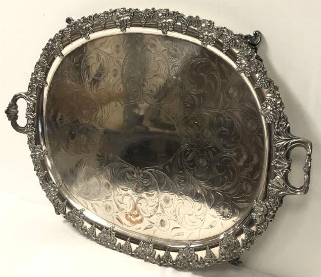 LARGE VICTORIAN SILVER PLATED SERVING TRAY (1 of 12)