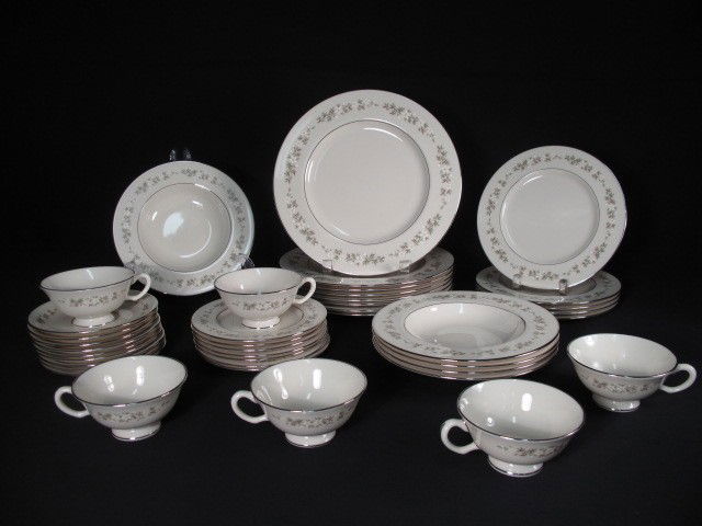 LENOX BROOKDALE FINE CHINA DINNERWARE SET 40 PCS: Lenox "Brookdale" fine china dinnerware set. 40 pieces total. Can make a setting for 5. Brookdale pattern. Marked on bottom "Lenox Brookdale Made in USA". Includes (8) 10.5" dinner plates, (5) 8.5" sa