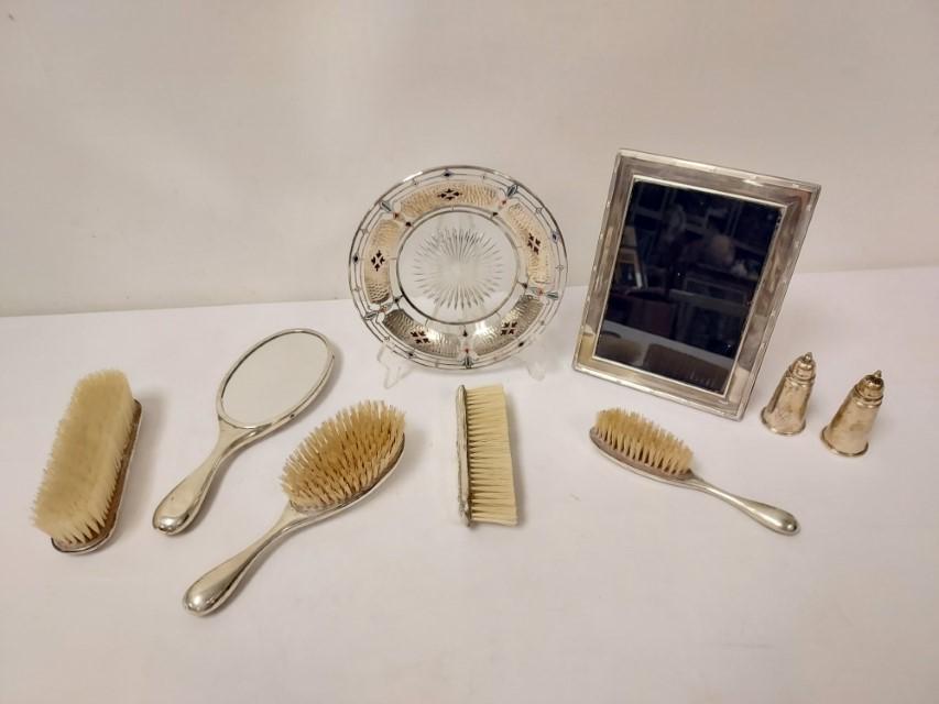 STERLING SILVER: VANITY ITEMS, PHOTO FRAME, ETC 9P (1 of 20)