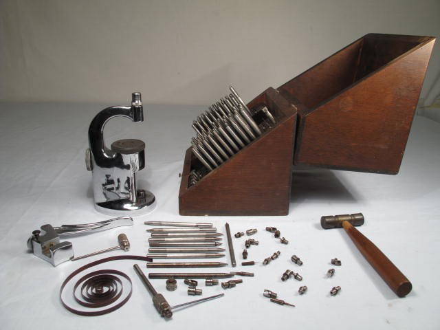 Tiny unmarked watchmaker's hammer – Working Tools: Vintage and