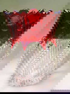 ANTIQUE PATTERN GLASS SPOONER FLASH RUBY TOP: ANTIQUE PATTERN GLASS SPOONER FLASH RUBY TOP - Flashing on the upper portion of glass, clear glass remaining portion. Measures 5 1/2" high by 4 1/2" wide. Crack inside the base of spooner.