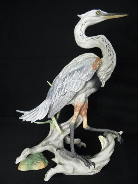 BOEHM PORCELAIN "DOUGLAS GREAT BLUE HERON": Boehm porcelain "Douglas Great Blue Heron" sculpture #40583. Limited edition #8 of 70. Marked on base "Boehm" and signed on side of base. Condition: good, see images. Measures 15" tall x 11" wide. Shi