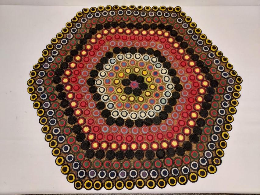 ANTIQUE AMERICAN HEXAGONAL PENNY RUG 40" (1 of 10)