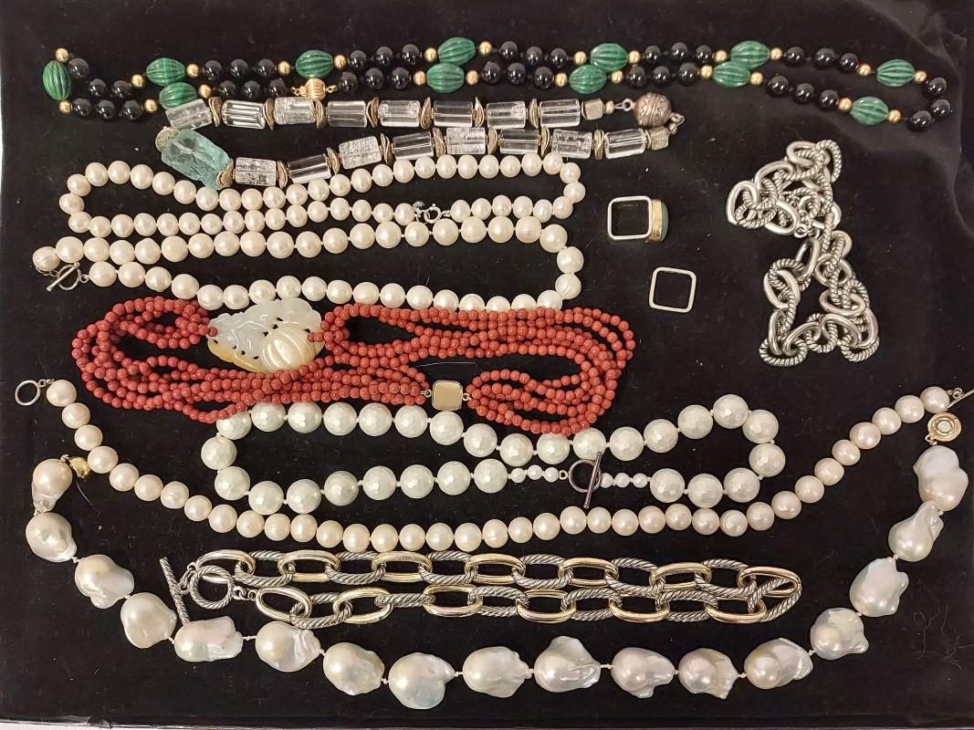 TRAY LOT LADIES DESIGNER COSTUME JEWELRY (1 of 7)