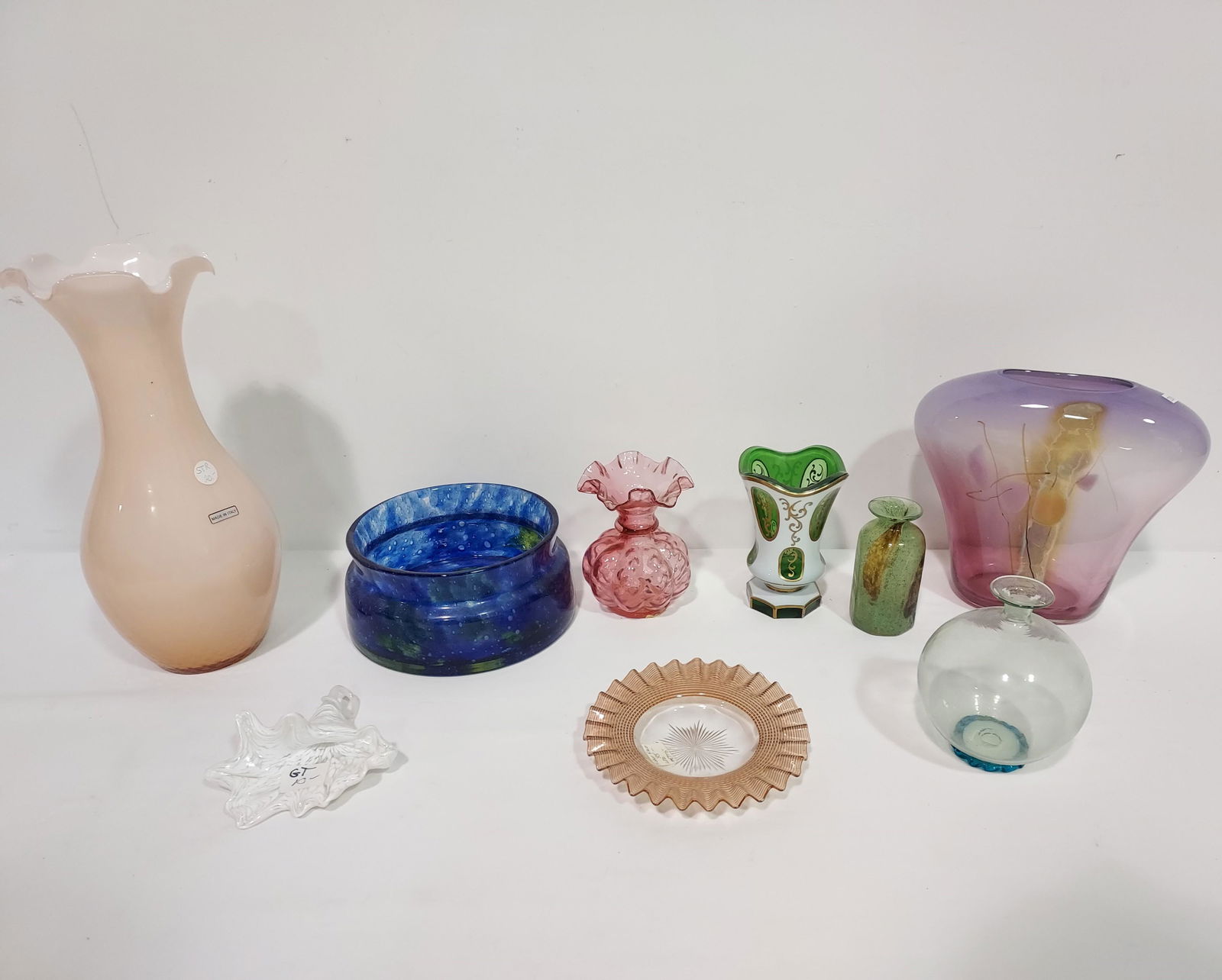 ASSORTED ART GLASS VASES, BOWLS, ETC. 9 PCS (1 of 9)
