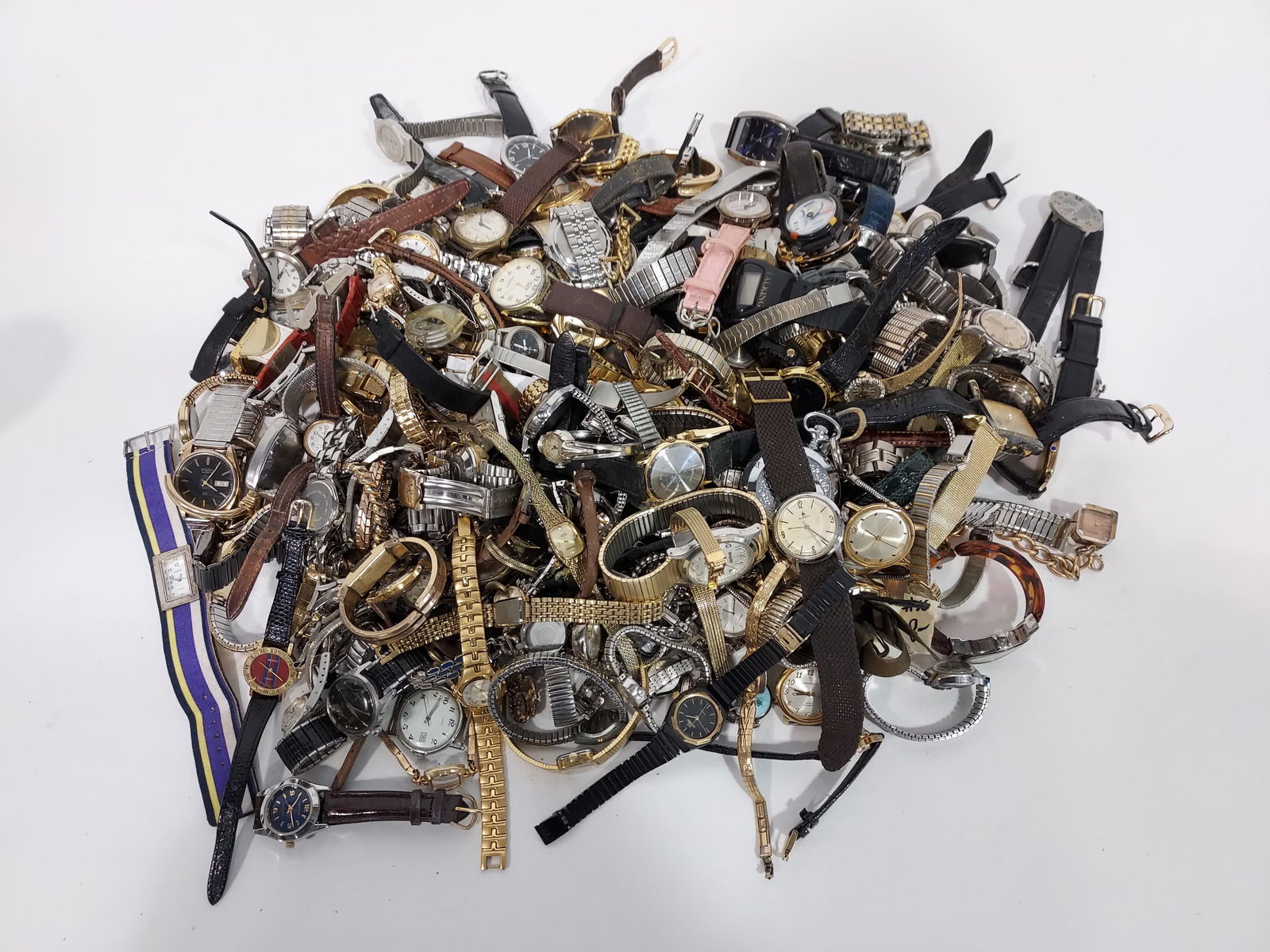 HUGE COLLECTION MENS & WOMENS WATCHES (1 of 7)