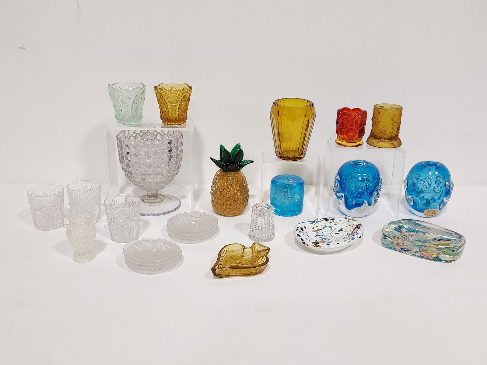 COLLECTIBLE ART GLASSWARE: MURANO, LENOX, ETC. 24P (1 of 19)