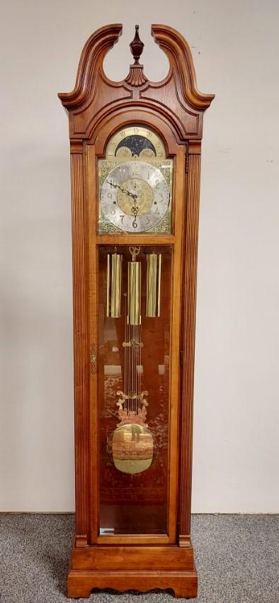 HOWARD MILLER GRANDFATHER CLOCK (1 of 12)