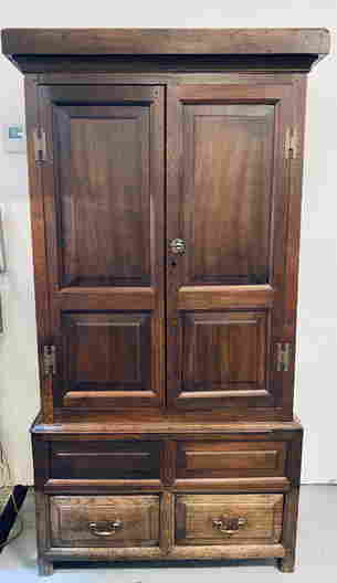 Armoires & Wardrobes