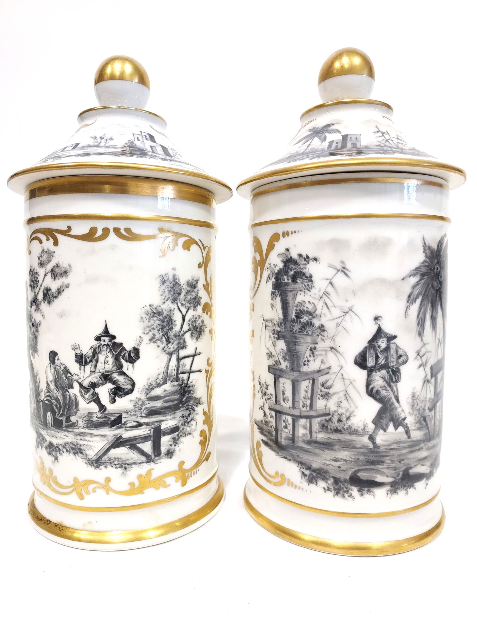 LIMOGES COLLECTION BARAT APOTHECARY JARS (1 of 19)