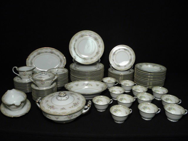 NORITAKE PORCELAIN "SHERWOOD" DINNERWARE SET 87 PC: Noritake porcelain dinnerware set. Includes (12) 10" dinner plates, (11) 7.5" plates (chip to rim of one), (11) 6.5" plates, (12) 8" bowls, (11) 5.75" saucers (three have chips to rims), (12) 5.75" bo