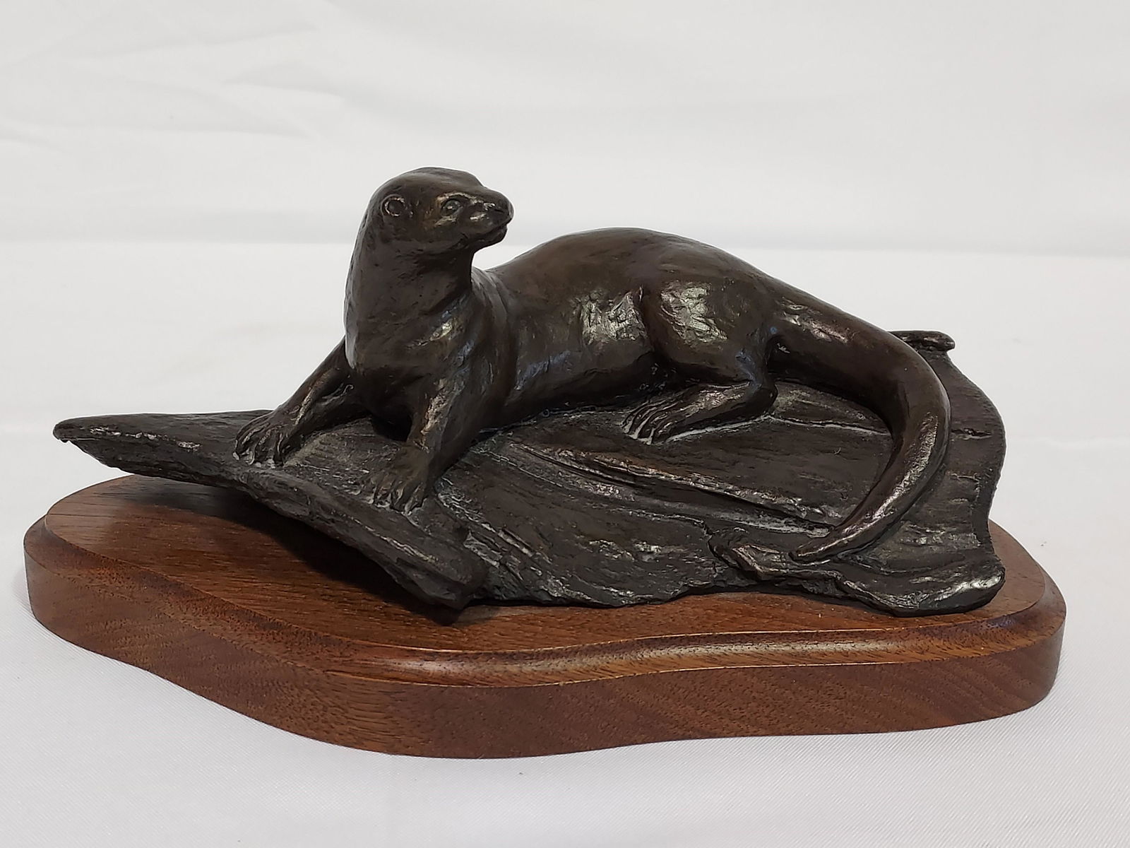 EMILY PARKMAN BRONZE SCULPTURE OF AN OTTER (1 of 13)
