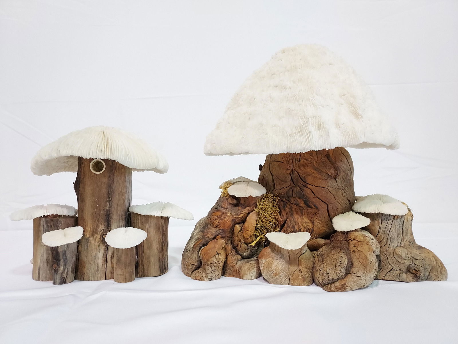 VINTAGE MID CENTURY KITSCH MUSHROOM CORAL LAMPS (1 of 16)