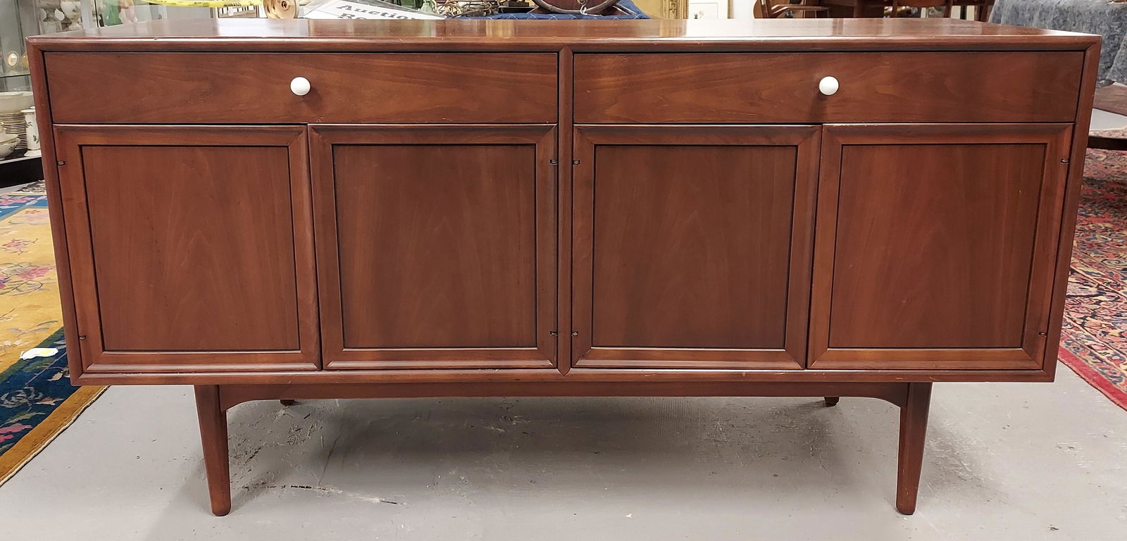 DREXEL 70s MID CENTURY STYLE SERVER CABINET (1 of 14)
