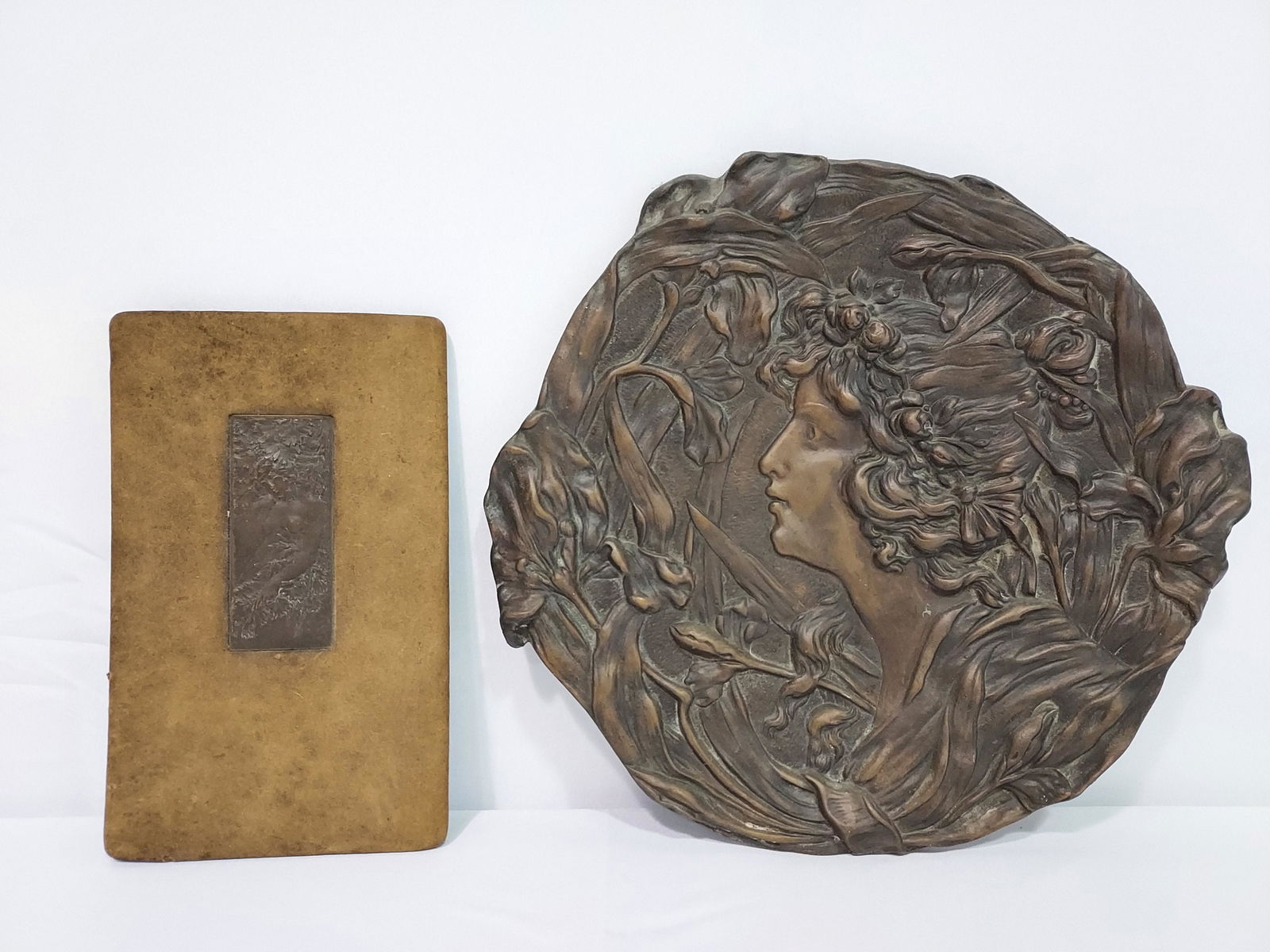 TWO ART NOUVEAU BRONZE RELIEF PLAQUES: WAHLISS (1 of 9)