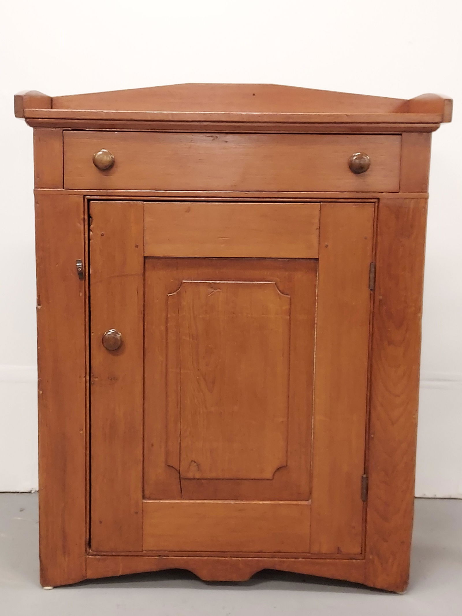 PRIMITIVE COUNTRY STYLE PINE CUPBOARD CABINET (1 of 12)