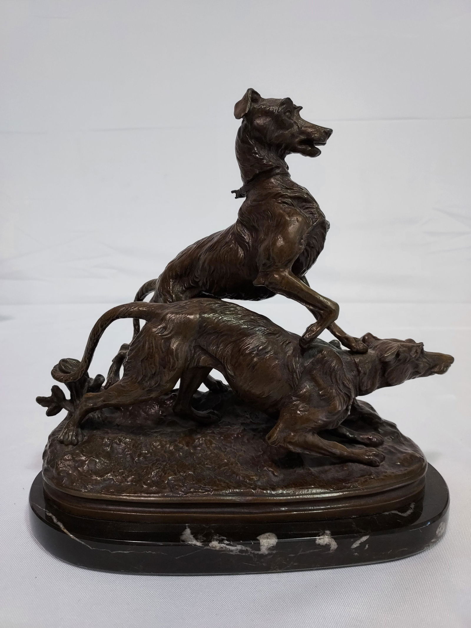 ANTIQUE BRONZE SCULPTURE AFTER P.J. MENE: TWO DOGS (1 of 9)