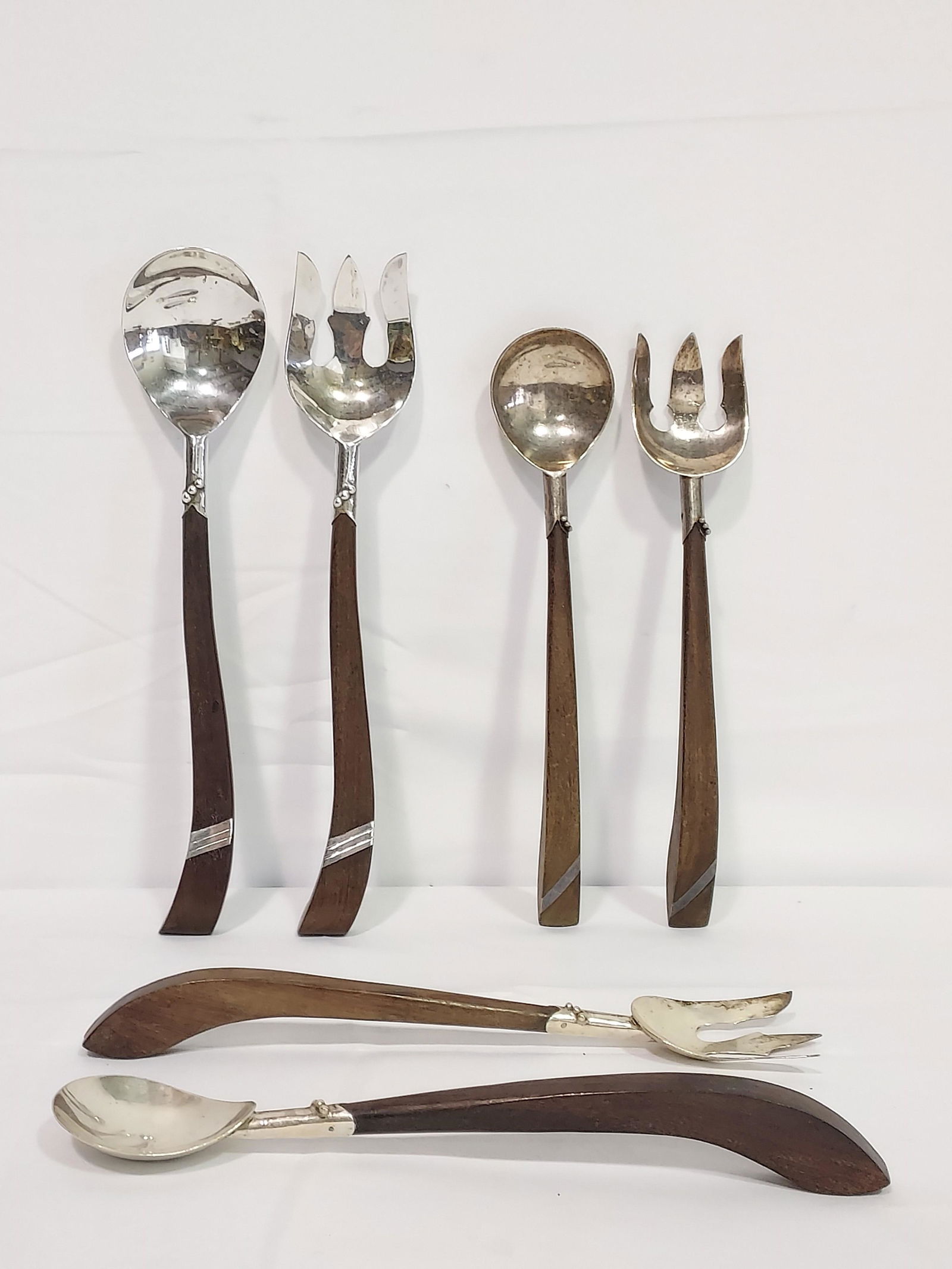 THREE STERLING SILVER WOOD HANDLE SALAD SETS (1 of 18)
