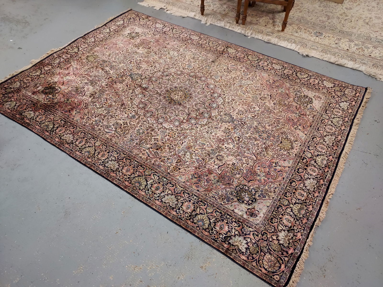 VINTAGE PERSIAN HAND KNOTTED SILK RUG 6' X 8'6" (1 of 18)