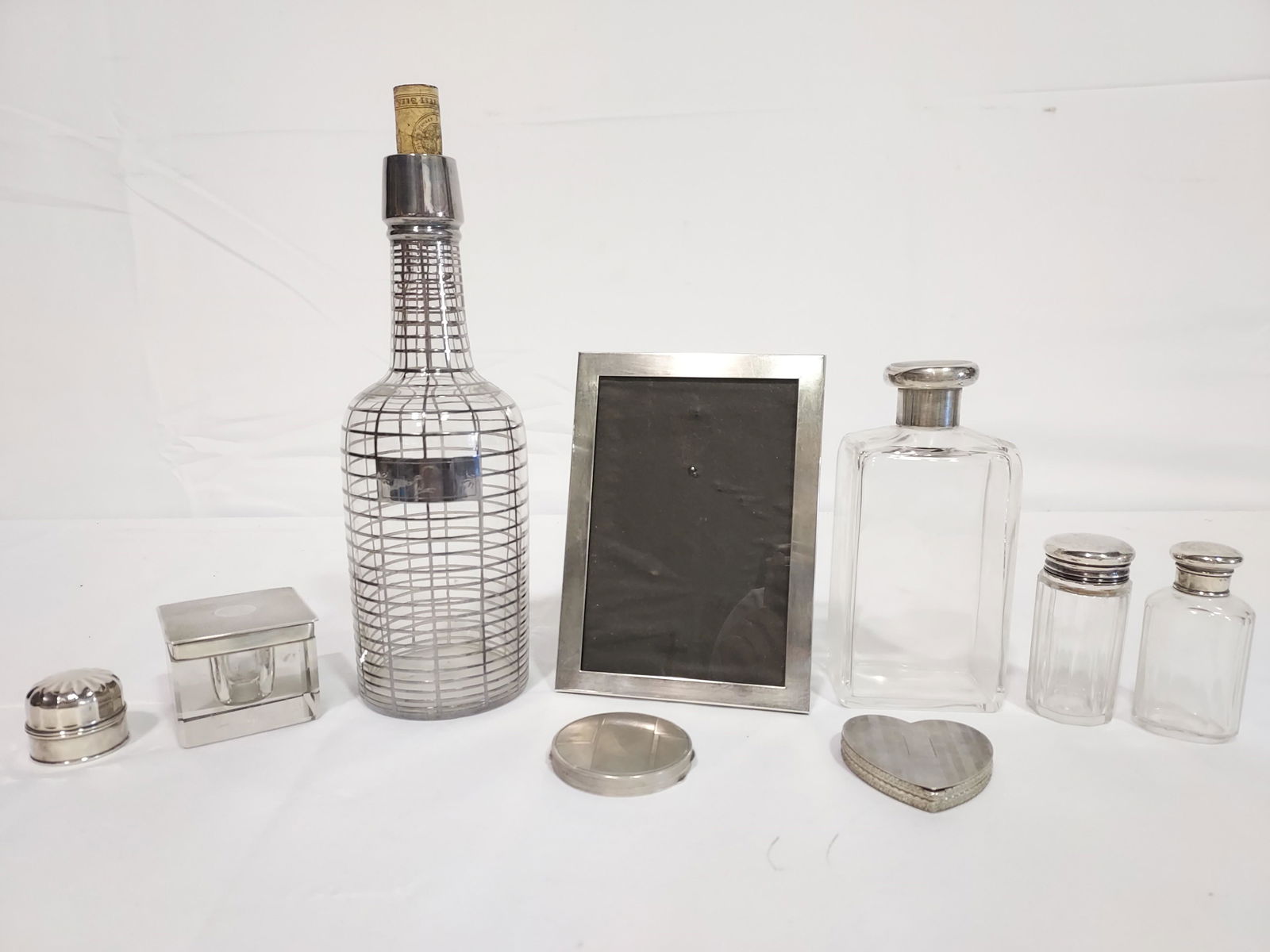 ASSORTED VINTAGE STERLING & GLASS ACCESSORIES: 10p (1 of 20)