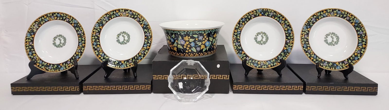 VERSACE ROSENTHAL "GOLD IVY" PORCELAINWARE 6 PCS (1 of 20)
