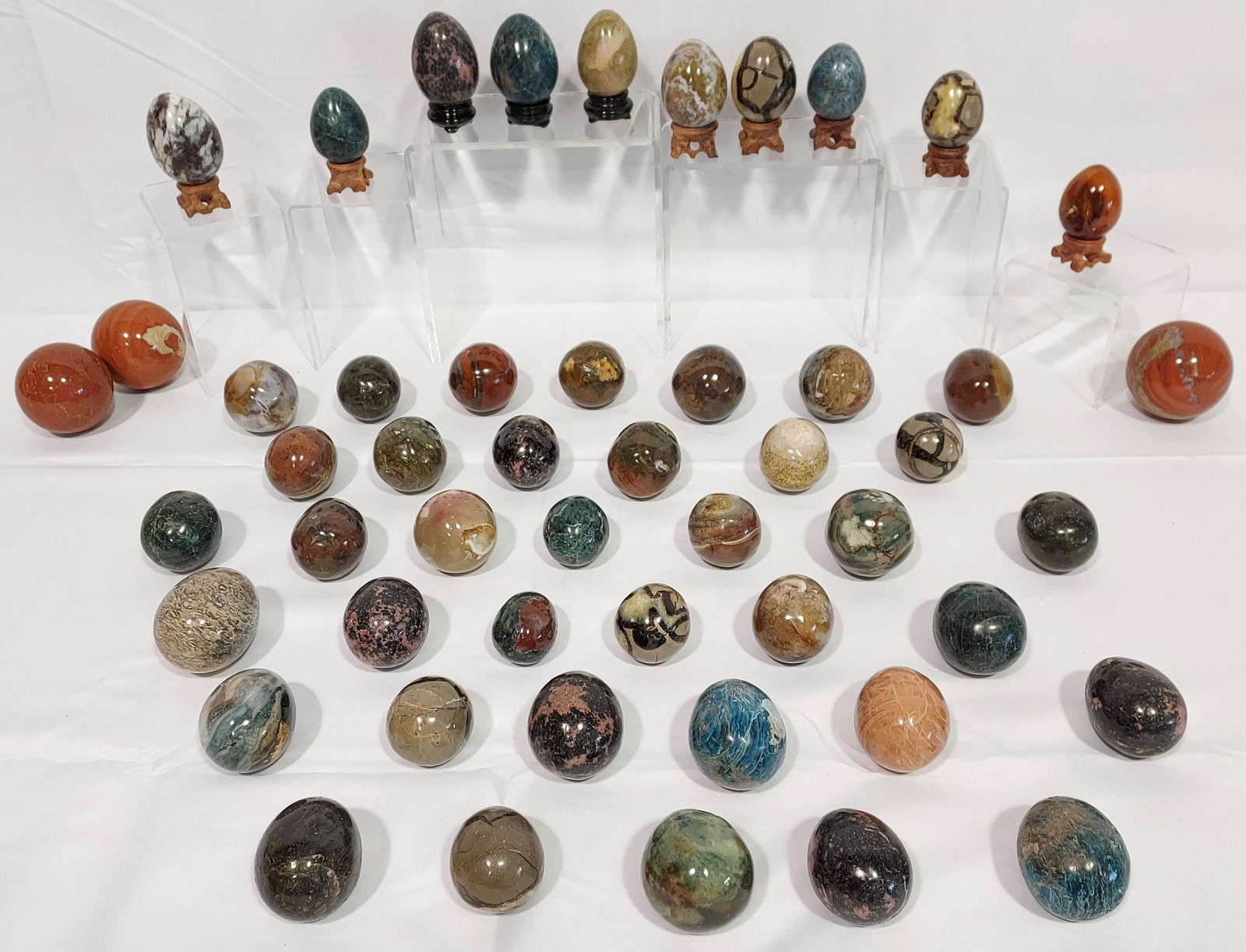 NATURAL MINERAL STONE SPECIMEN EGGS 50 PCS (1 of 12)