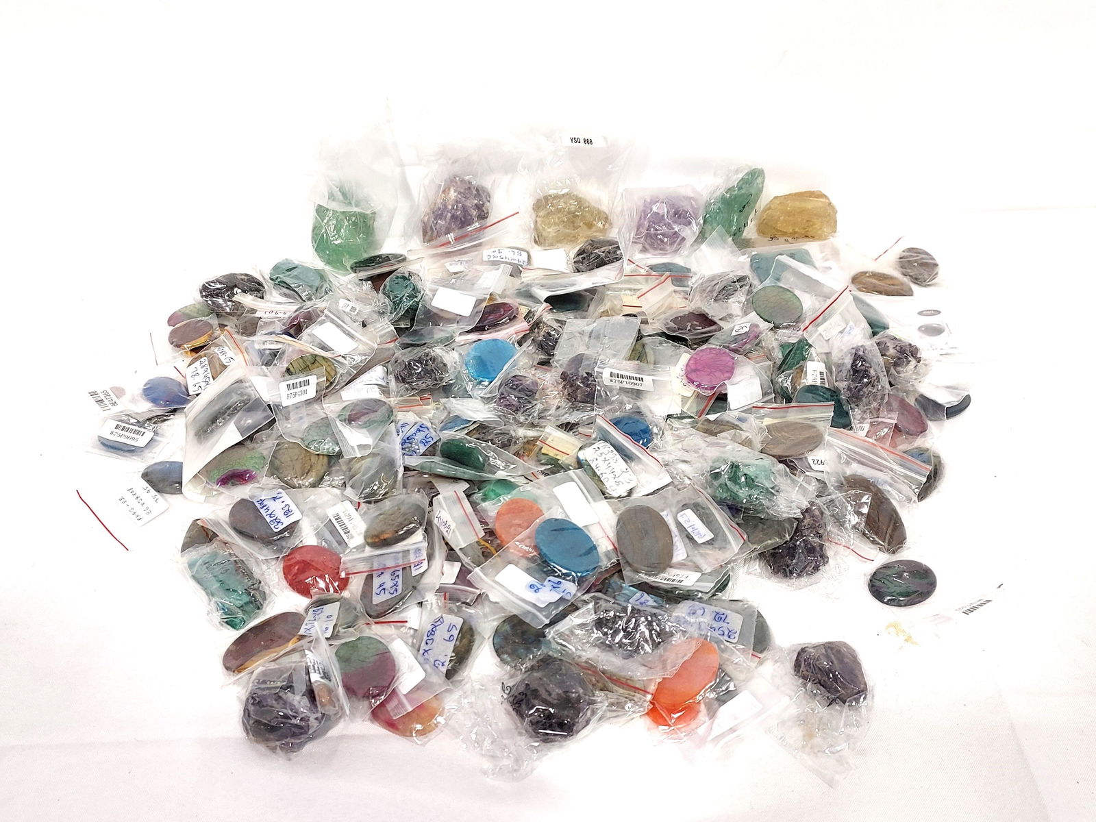 HUGE COLLECTION ASSORTED UNCUT GEMSTONES (1 of 9)